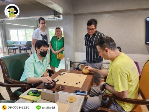 โรงเรียนสอนหมากล้อมผู้ใหญ่ โรงเรียนสอนหมากล้อมผู้ใหญ่